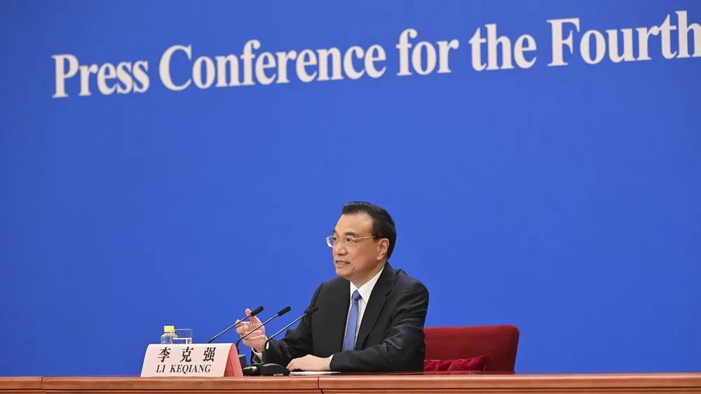 总理李克强:网购、快递逆势快速增长,带动了就业和传统产业发展