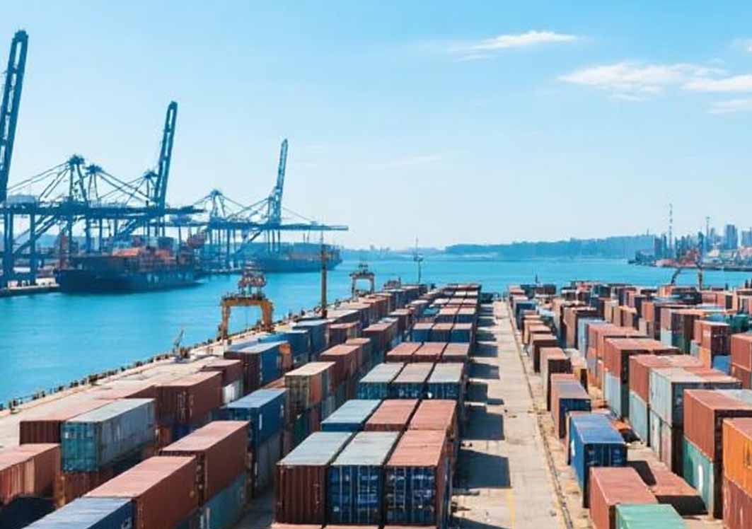 前7个月我国货物贸易进出口增长3.5%,以保税物流方式进出口增长6%