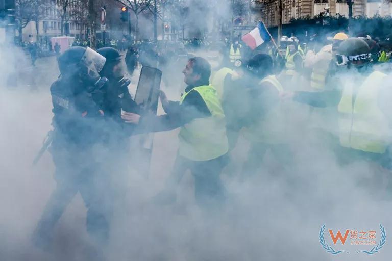 出口法国注意了！巴黎爆发50多年来罕见骚乱，政府考虑宣布进入紧急状态—货之家